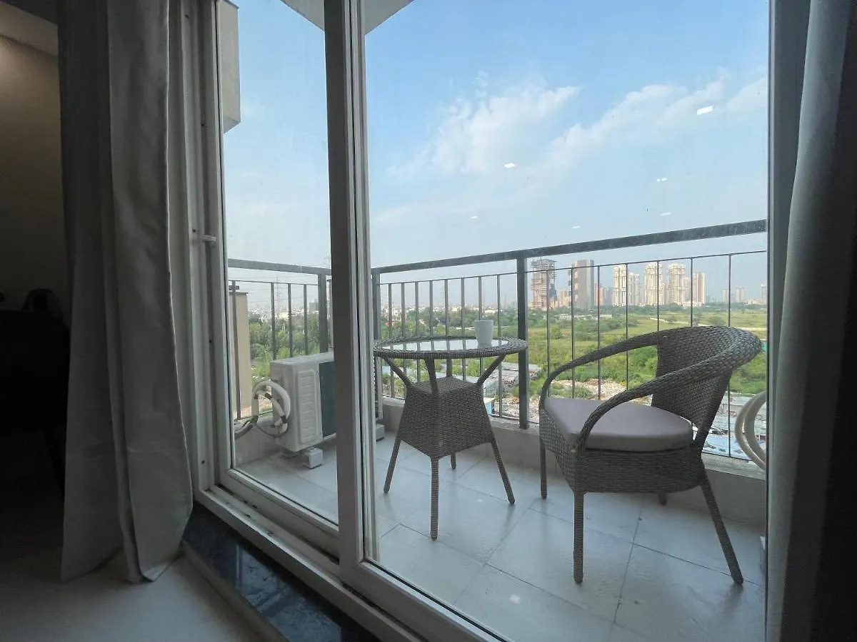 Aparthotel Saltstayz Premier Executive Serviced Apartment - Golf Course Extension Road Gurgaon India