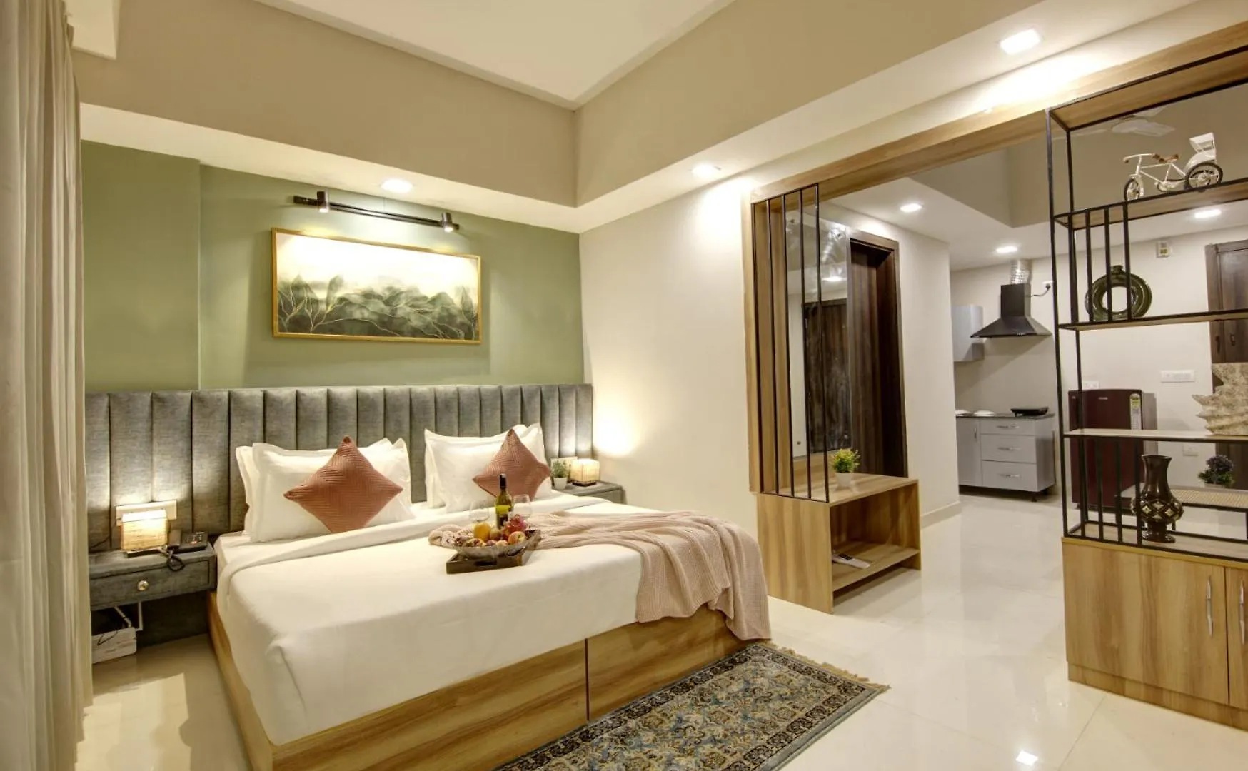 Saltstayz Premier Executive Serviced Apartment - Golf Course Extension Road Gurgaon Aparthotel