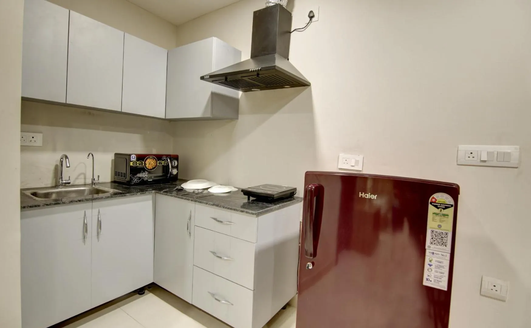 Saltstayz Premier Executive Serviced Apartment - Golf Course Extension Road Gurgaon 0*,