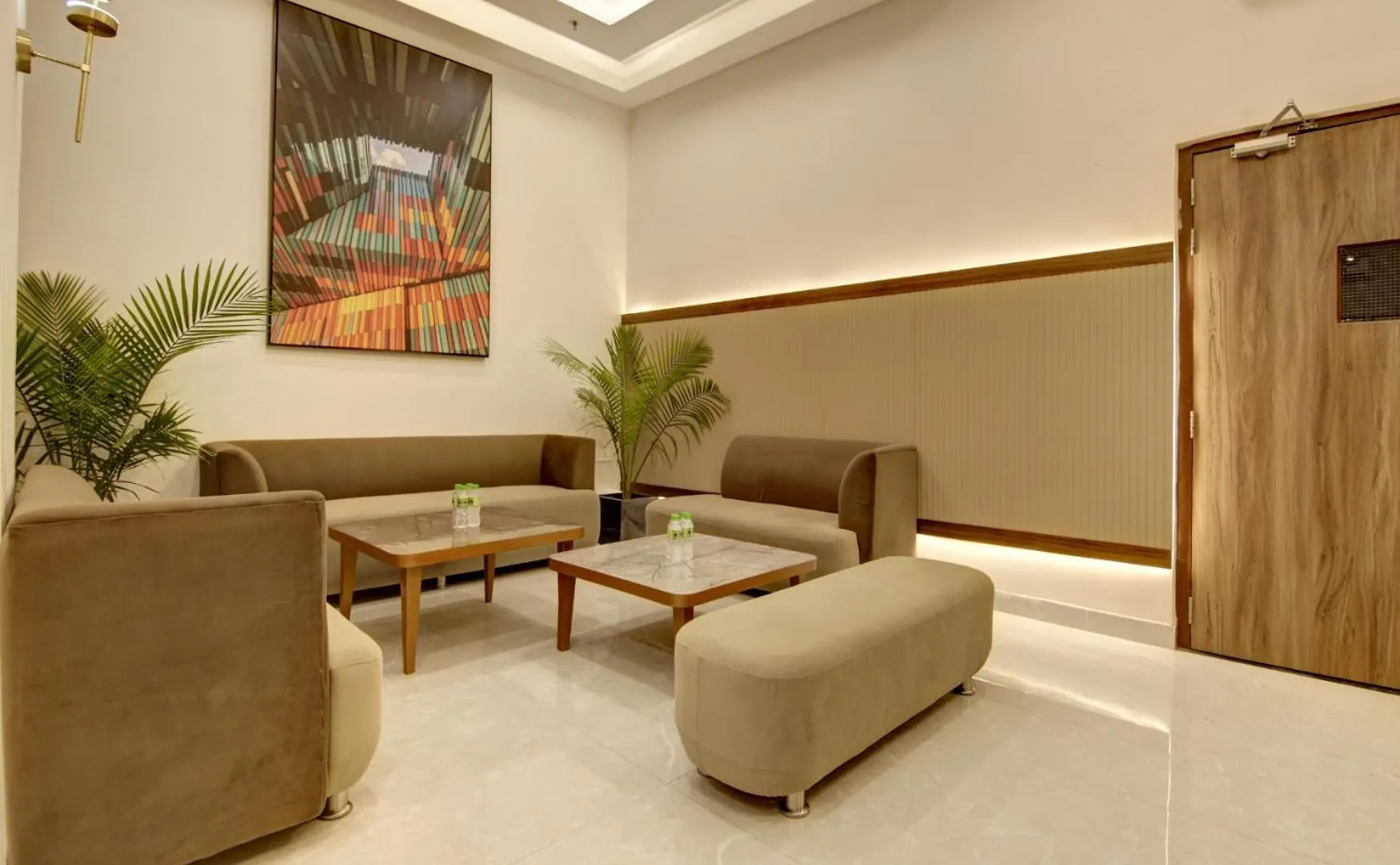 Aparthotel Saltstayz Premier Executive Serviced Apartment - Golf Course Extension Road Gurgaon
