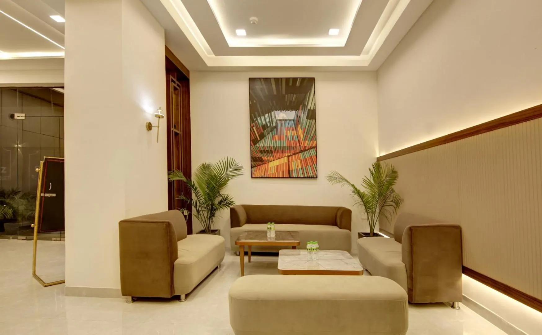 Aparthotel Saltstayz Premier Executive Serviced Apartment - Golf Course Extension Road Gurgaon