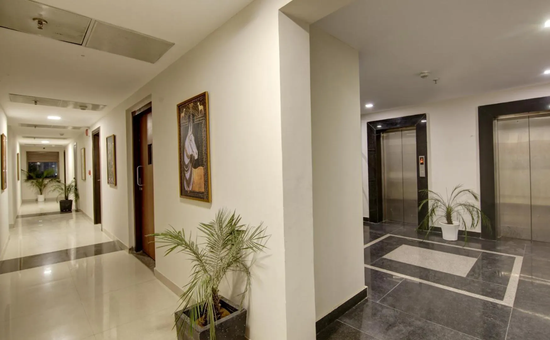 Saltstayz Premier Executive Serviced Apartment - Golf Course Extension Road Gurgaon