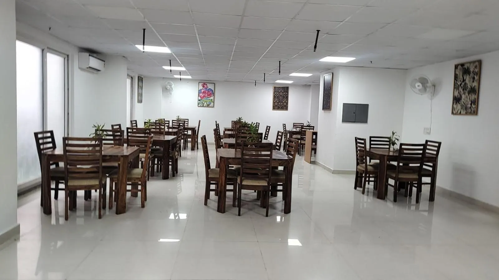 Aparthotel Saltstayz Premier Executive Serviced Apartment - Golf Course Extension Road Gurgaon